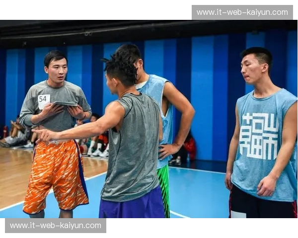 紫禁之巅战申城：吴悠与热狗，中国街球史上最后的江湖博弈